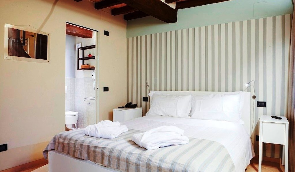 Emilio’s Rooms in Castelvetro Di Modena, Italy