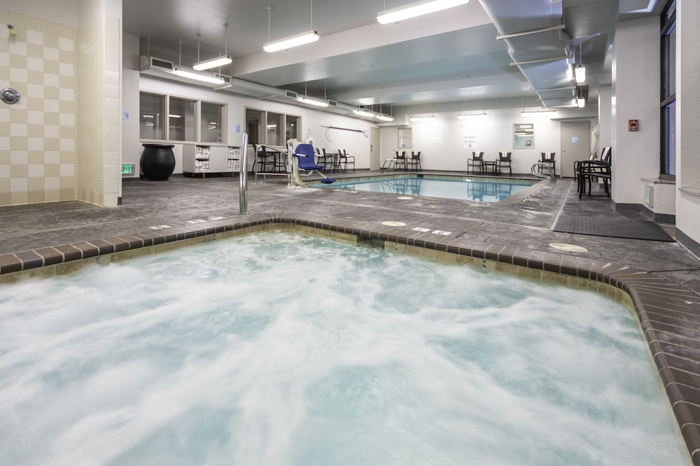 Holiday Inn Express Hotel & Suites Pasco Tri Cities by IHG - photo 22