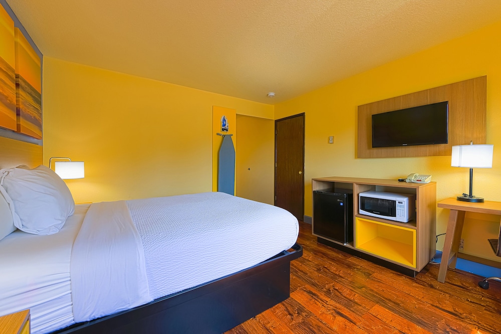 Coastal Inn by OYO Lincoln City Oregon Coast Hwy - photo 30