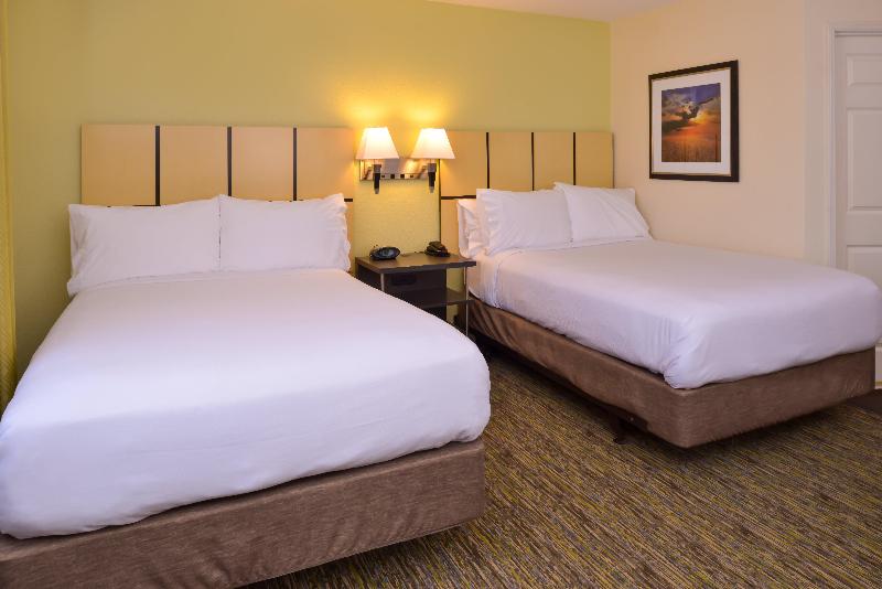 Candlewood Suites Bloomington Normal - photo 16