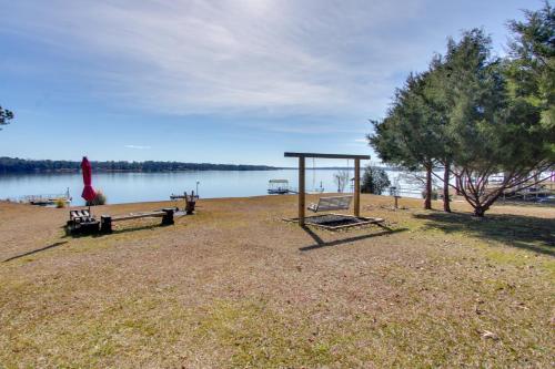 Waterfront Gem w Fire Pits & Dock in Georgetown in Georgetown, United States