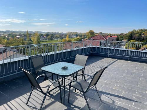 Penthouse DH Apartments — 4-Star Luxury Hotel in Oradea, Romania