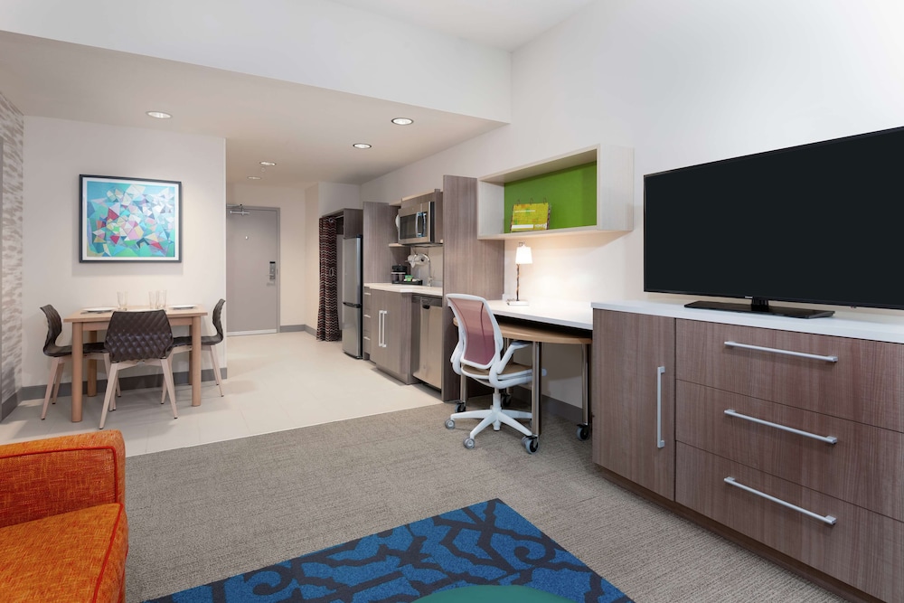 Home2 Suites by Hilton Orlando Near Universal - photo 12