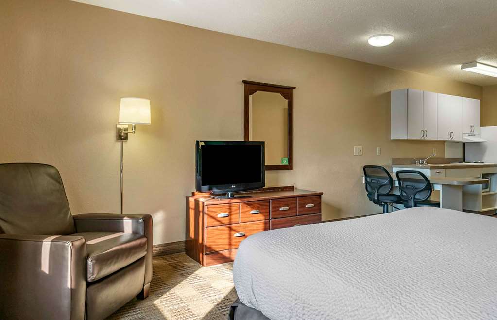 Extended Stay America Suites Detroit Ann Arbor Briarwood Mal - photo 12