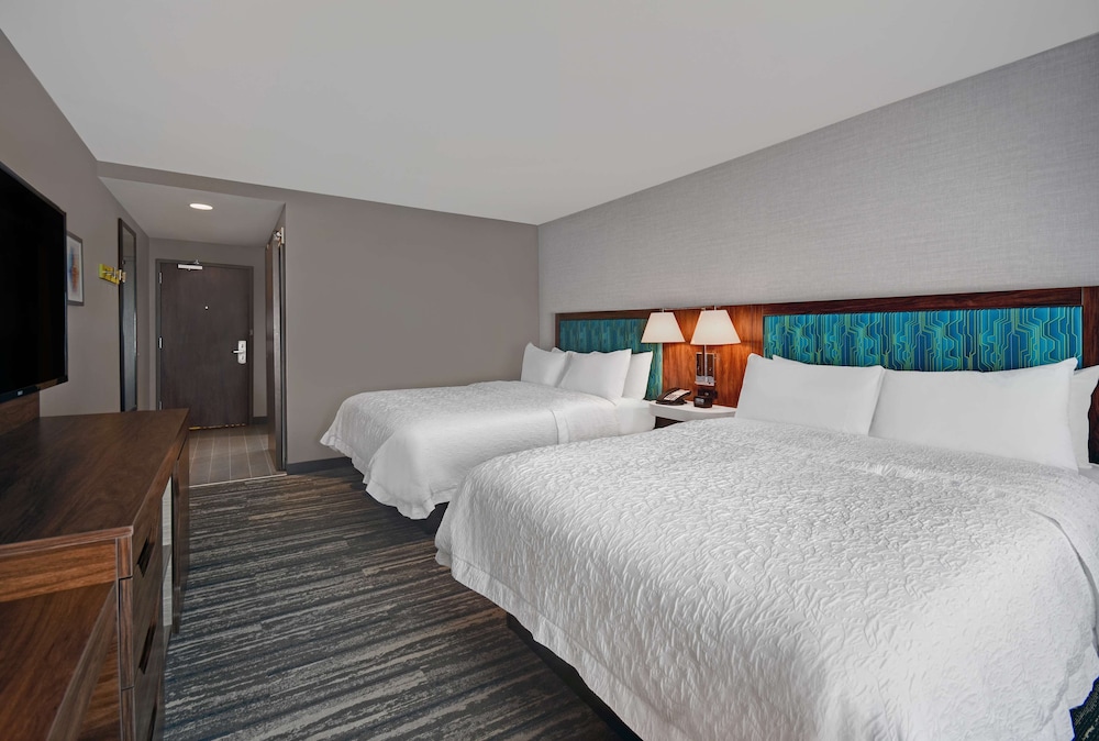 Hampton Inn Cave City KY - photo 12