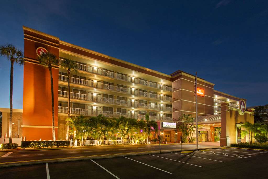 Ramada by Wyndham Tampa Westshore Airport South - photo 3