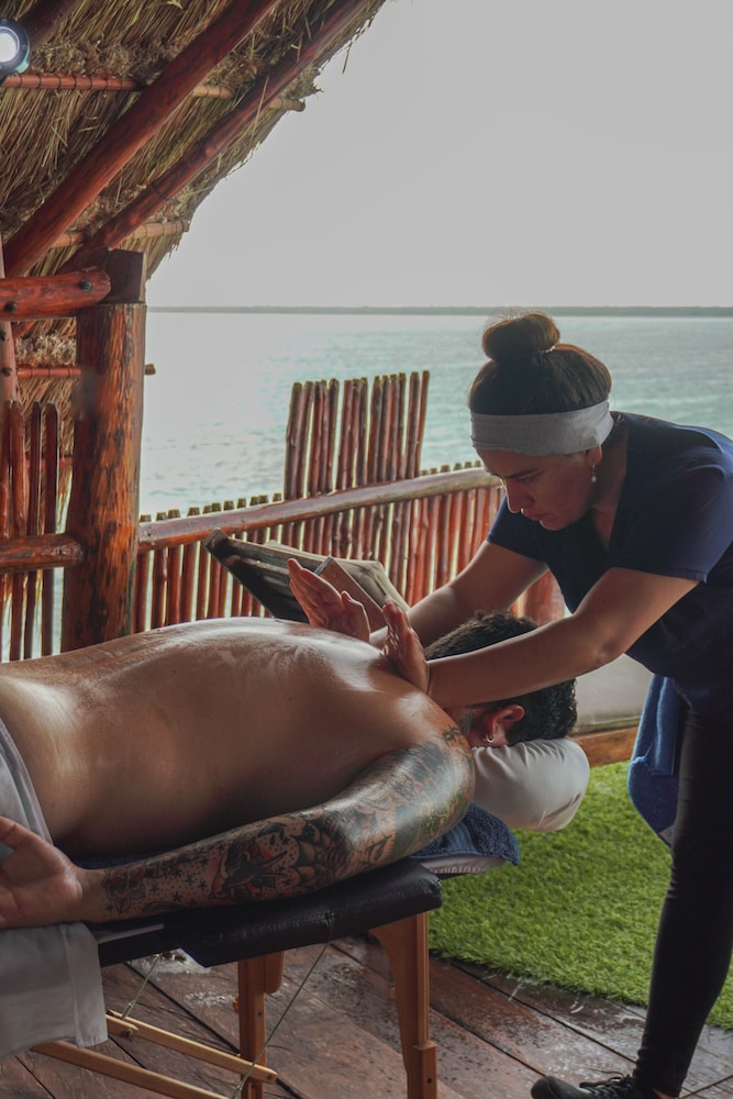 Massage in accommodation