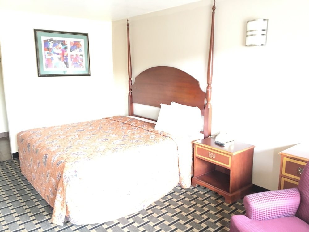 Inn At Mexia - photo 5