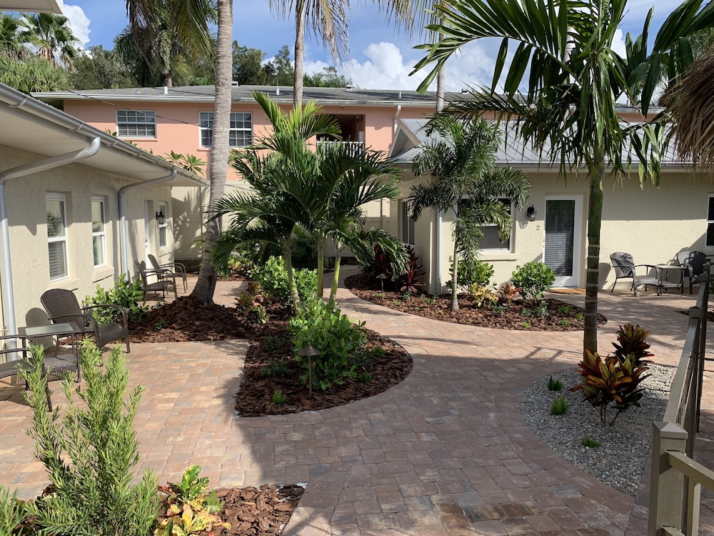 Twin Palms at Siesta - photo 10