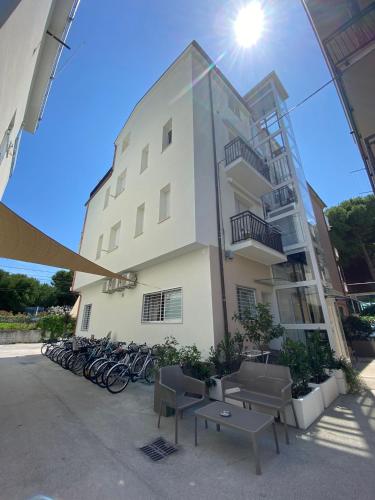 Hotel Miramare Dipendenza in Pineto, Italy