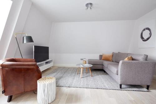 7VH Virginia House 31 Bloomsbury Way By City Living London — 4-Star Luxury Hotel in London, United Kingdom