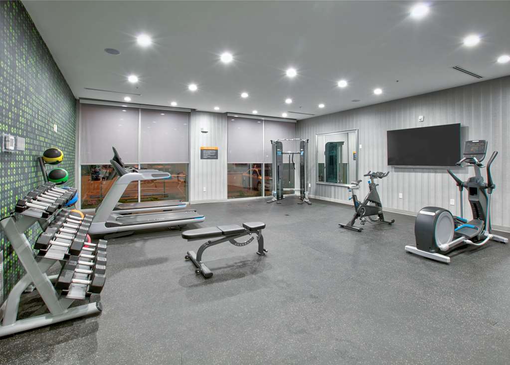 La Quinta Inn & Suites by Wyndham Dallas Fairpark - photo 24