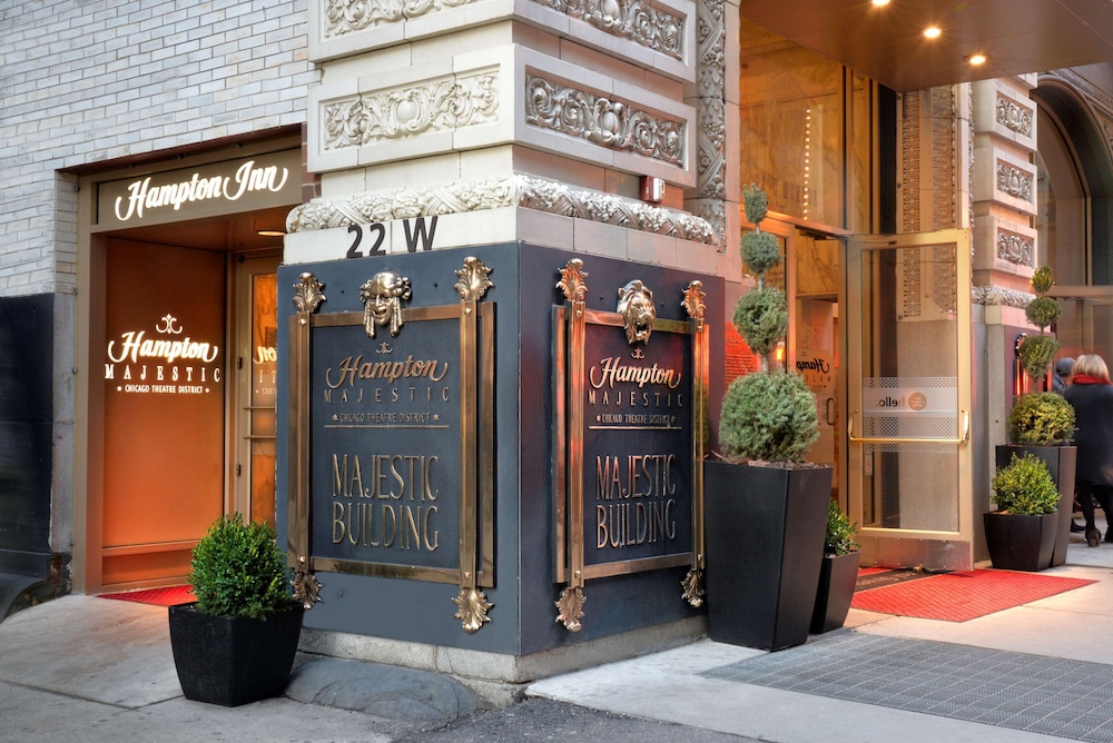 Hampton Inn Majestic Chicago Theatre District in Chicago, United States