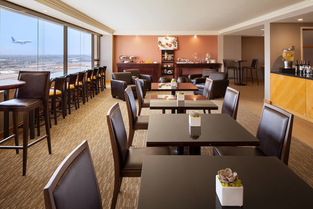 The Westin Los Angeles Airport - photo 31