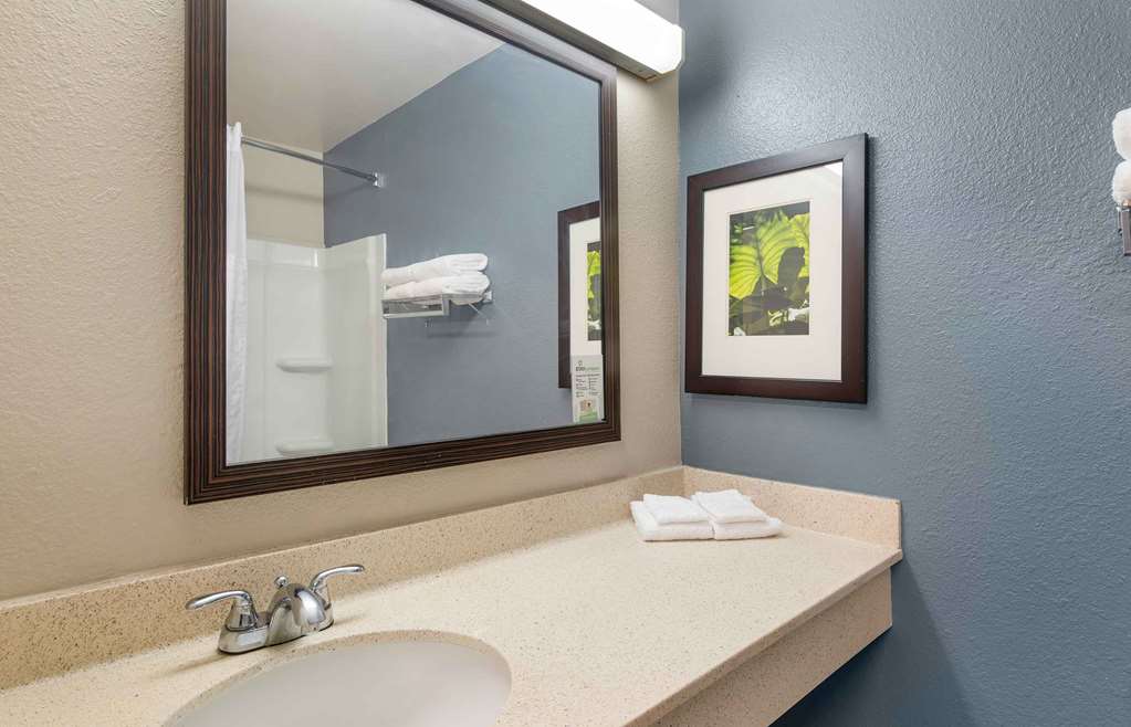 Extended Stay America Suites Memphis Germantown West - photo 32