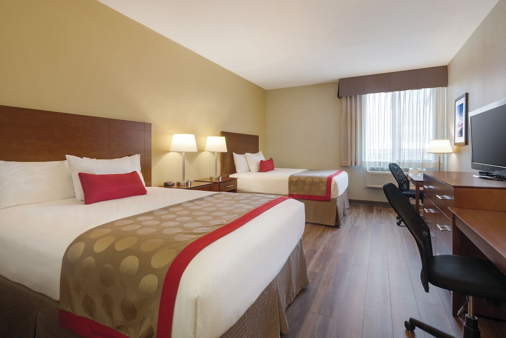 Bakken Airport Hotel and Suites XWA - photo 6