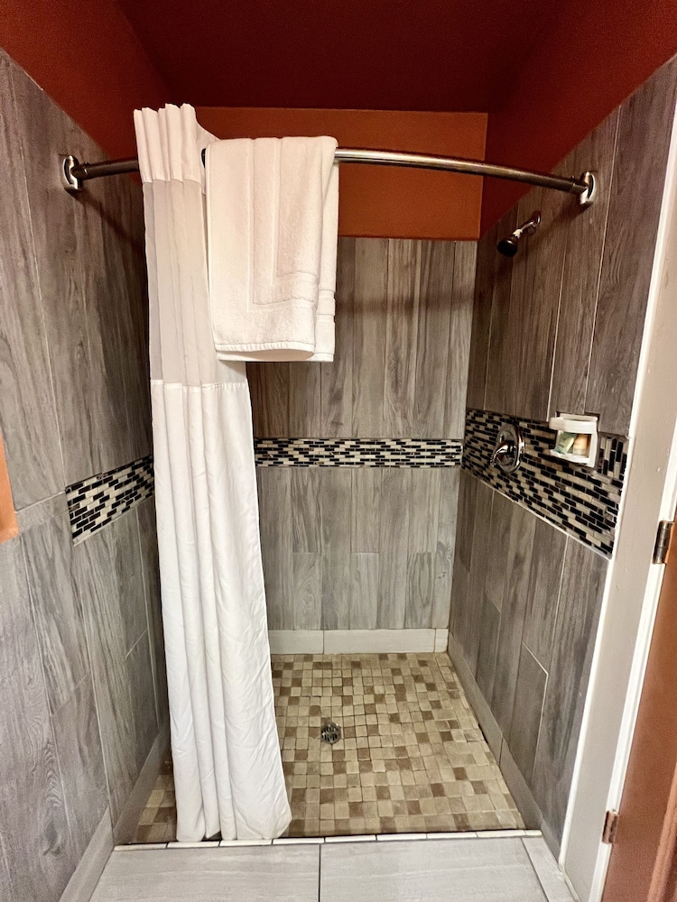 Sun Valley Motel - photo 21