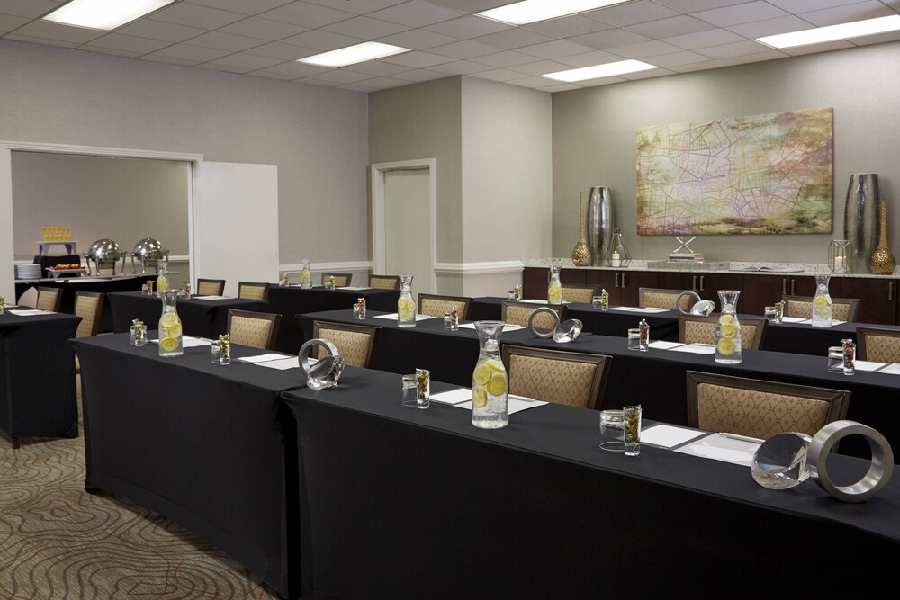 Renaissance Orlando Airport Hotel by Marriott - photo 59