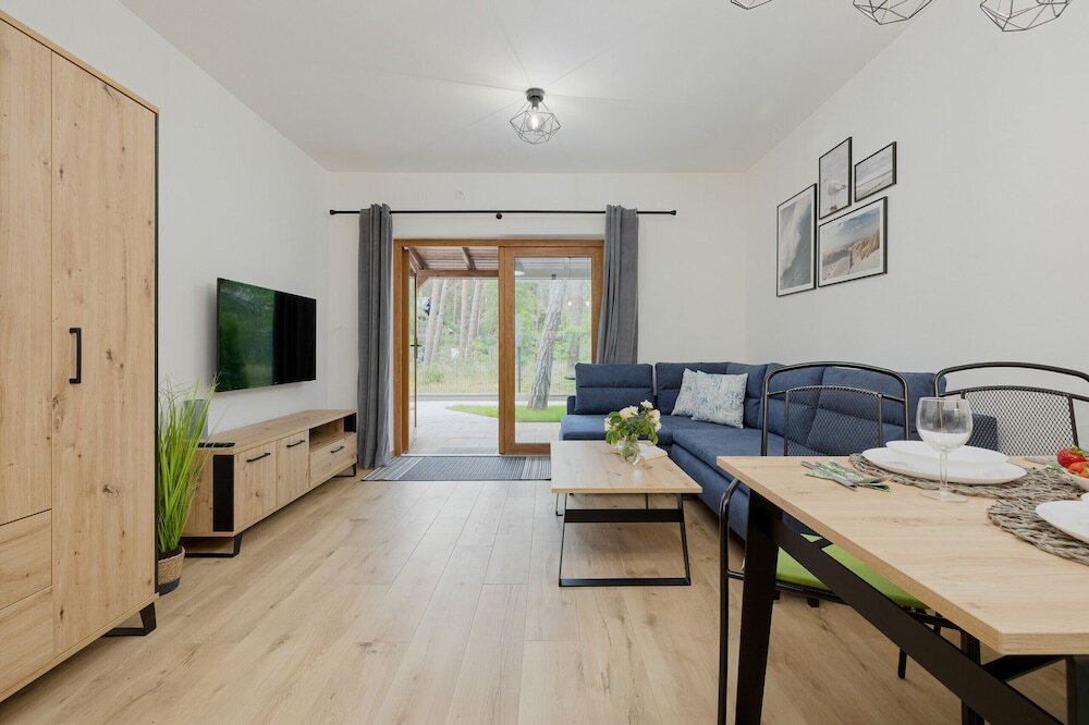Apartamenty Zielona 11 by Noclegi Renters — 4-Star Luxury Hotel in Dziwnow, Poland