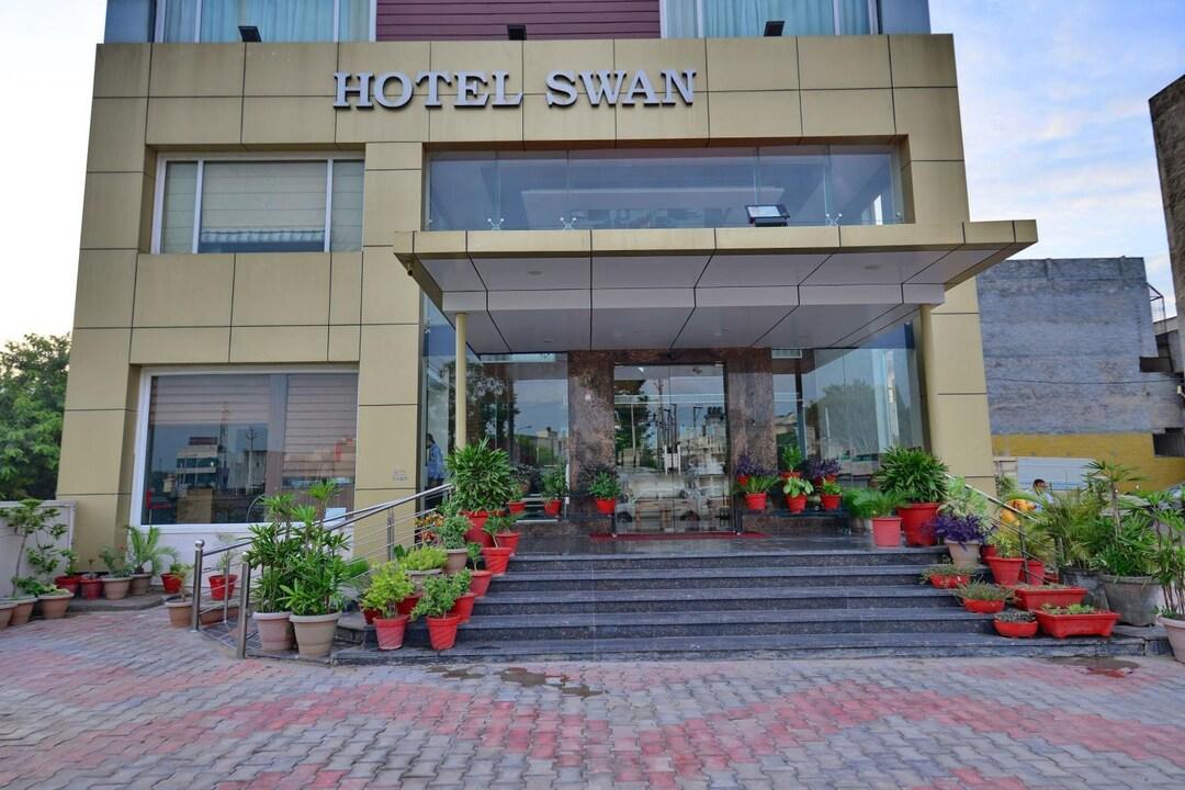 FabHotel Chandigarh Airport
