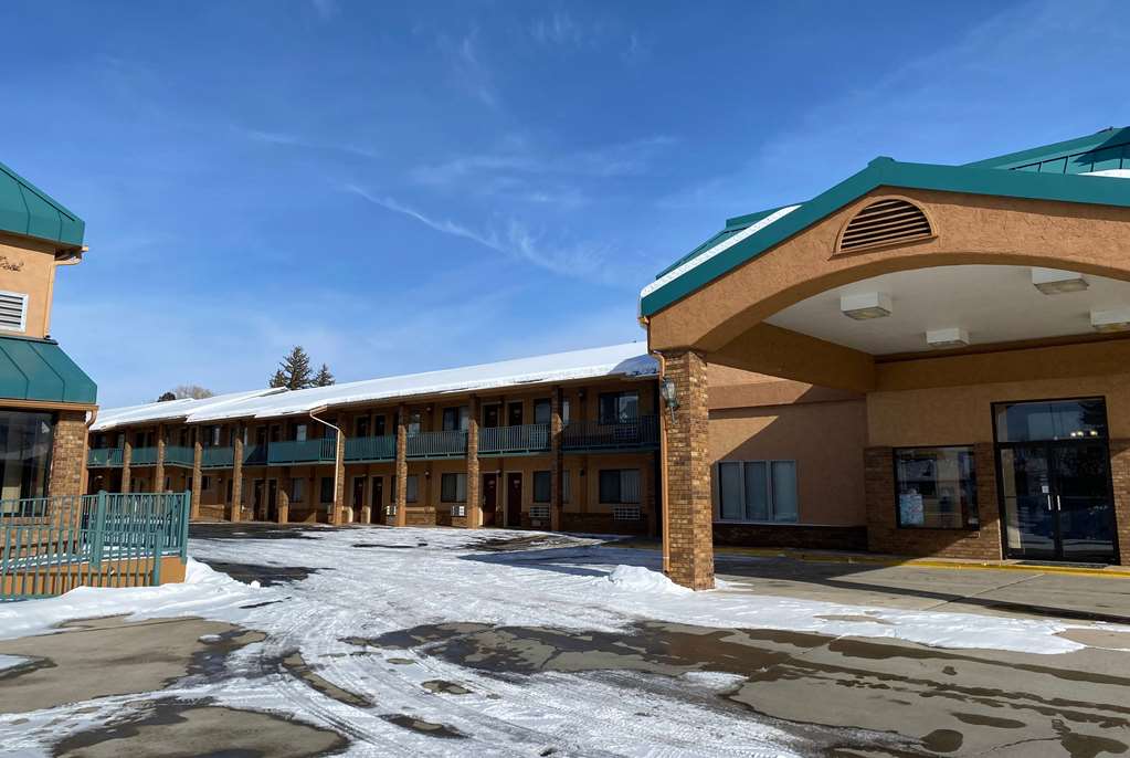 Wingate Gunnison Near Western Colorado University - photo 2