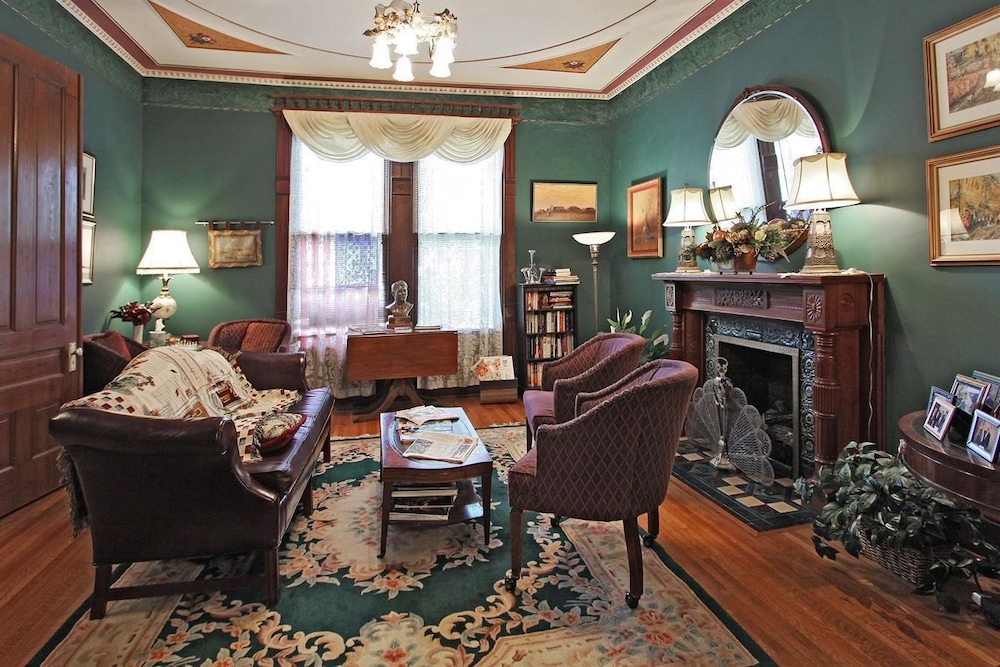 Old Northside Bed & Breakfast - photo 15