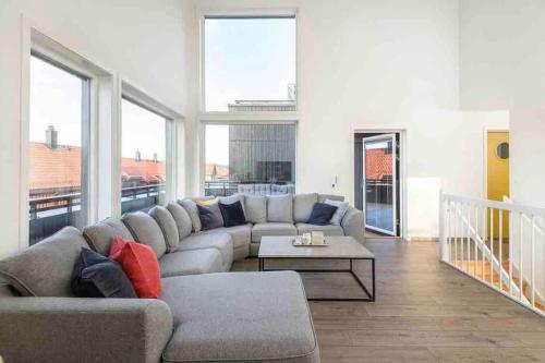 Moderne Hus Med Flotte Utemuligheter Og Parkering — 4-Star Luxury Hotel in Lillehammer, Norway