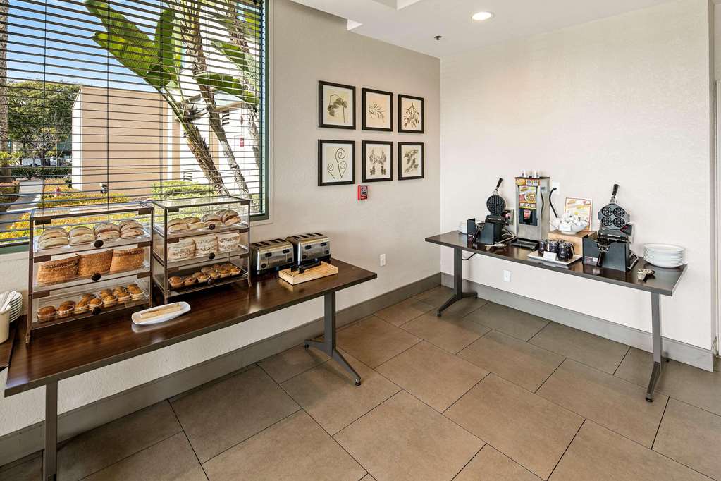 Country Inn & Suites by Radisson San Diego North CA - photo 27