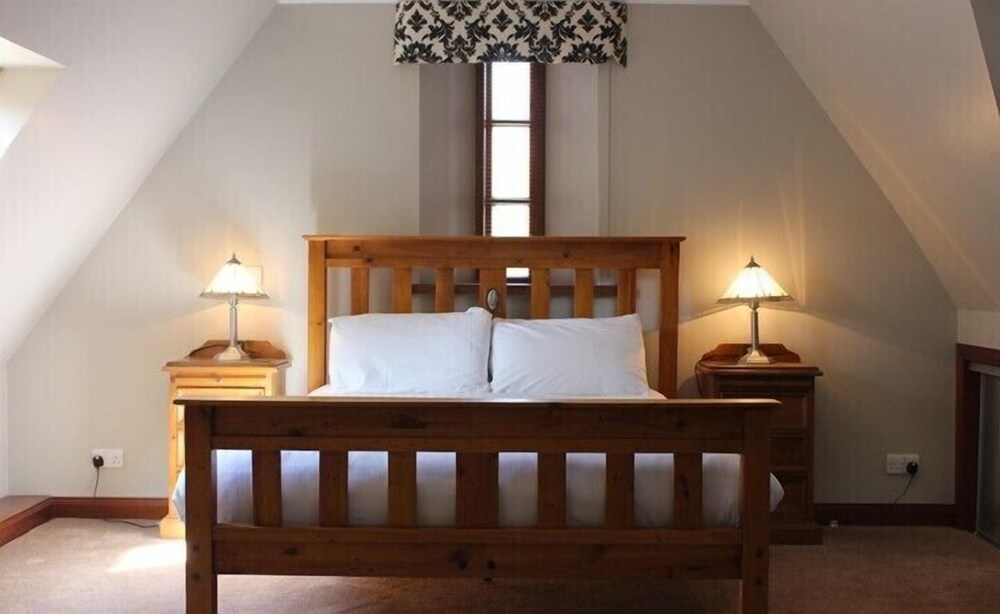Auchenheglish Lodges The Stables — 4-Star Luxury Hotel in Alexandria, United Kingdom