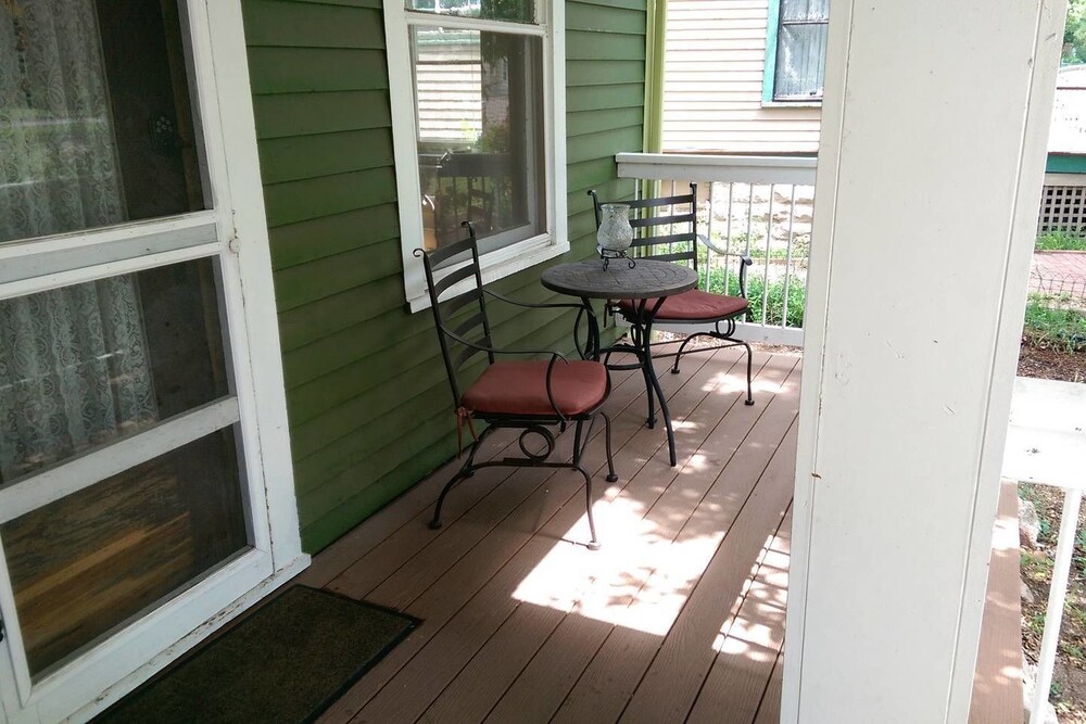 Room 10 Boulder Crescent Inn Boutique hotels for Rent in Colorado Sp - photo 2