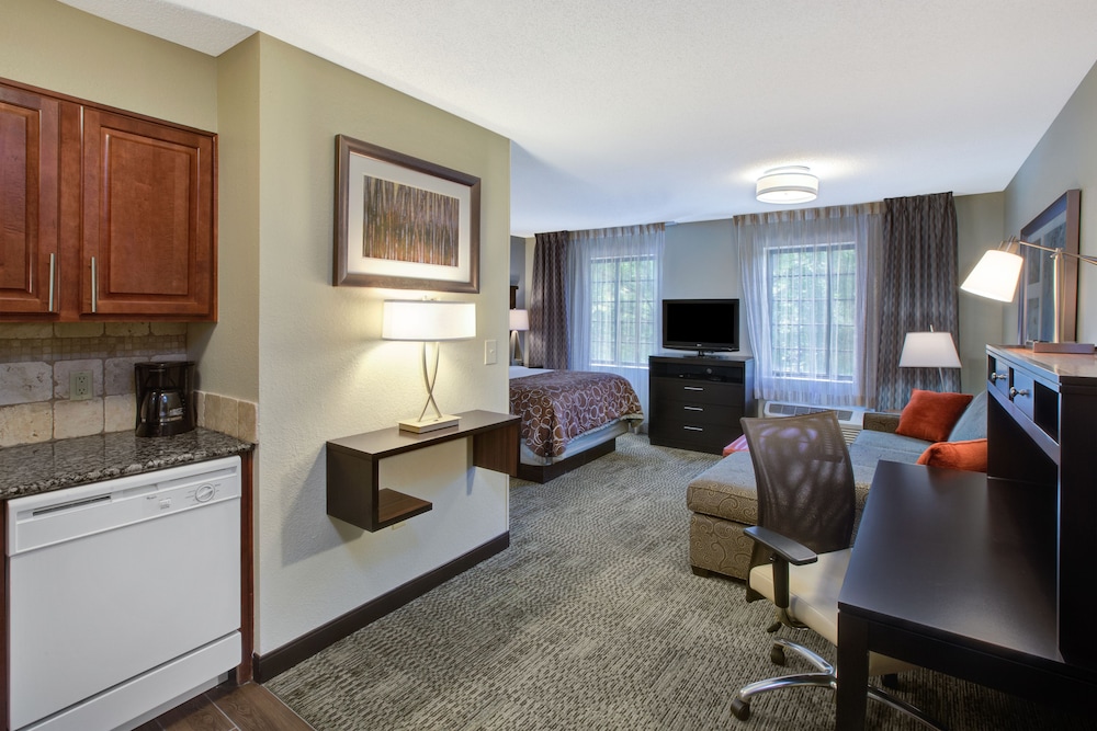 Staybridge Suites Louisville East by IHG - photo 8