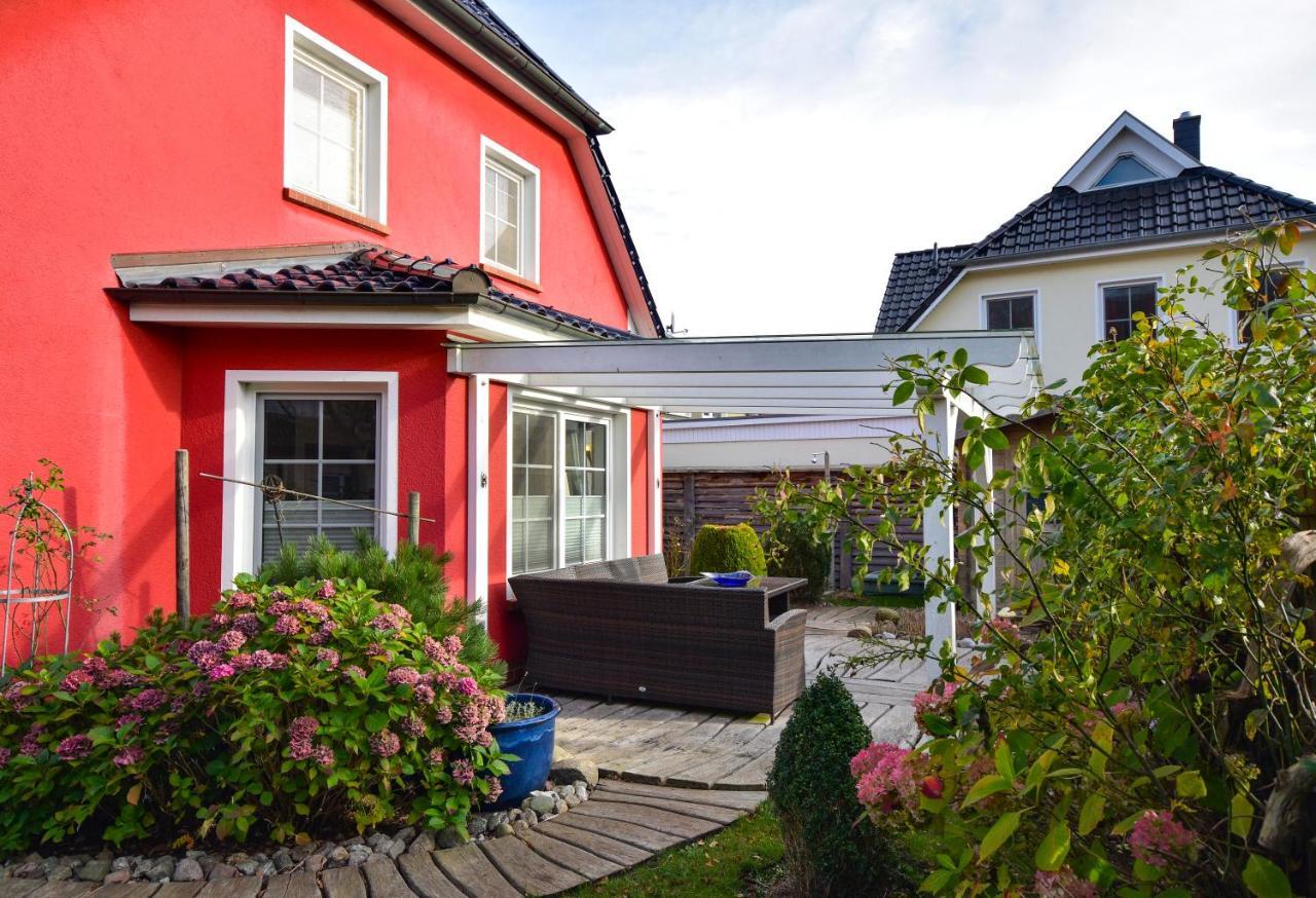 Kranich Ihr Urlaub in Zingst — carbon neutral stay, Zingst
