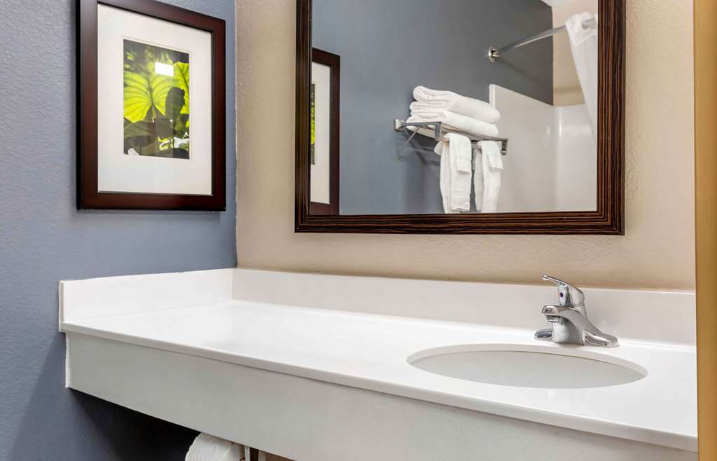 Extended Stay America Suites Fort Worth City View - photo 9