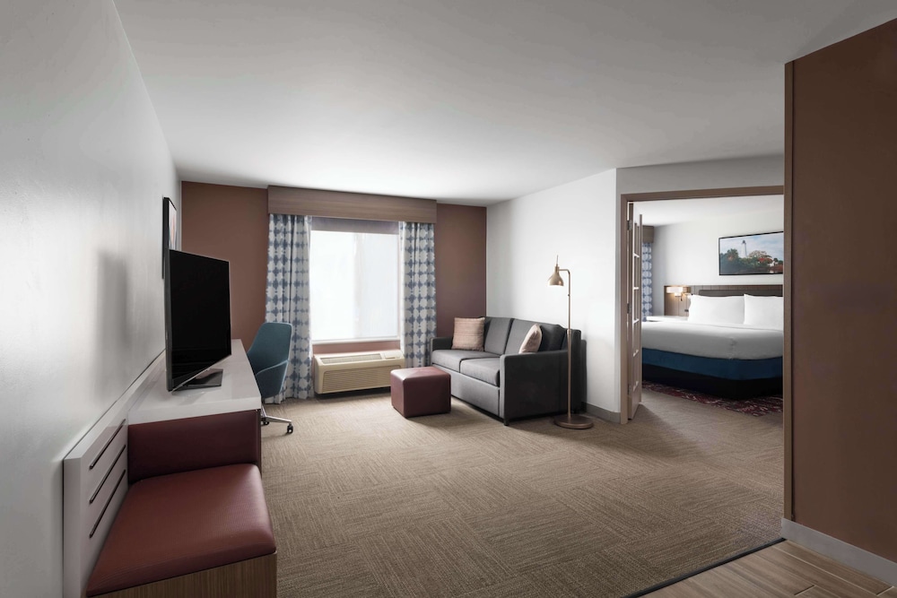 Hilton Garden Inn Tallahassee - photo 16
