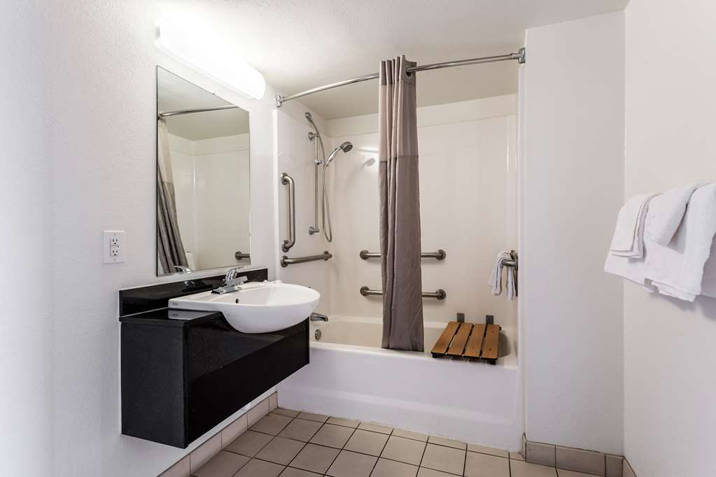 Motel 6 El Paso TX East - photo 22