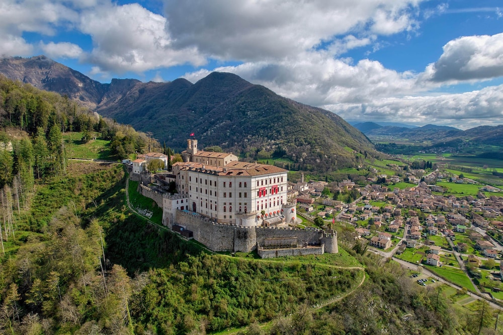 Castelbrando — hotel in Cison Di Valmarino