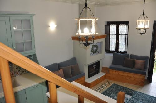 Apostolia's Small House Bed And View — 4-Star Luxury Hotel in Sparti, Greece