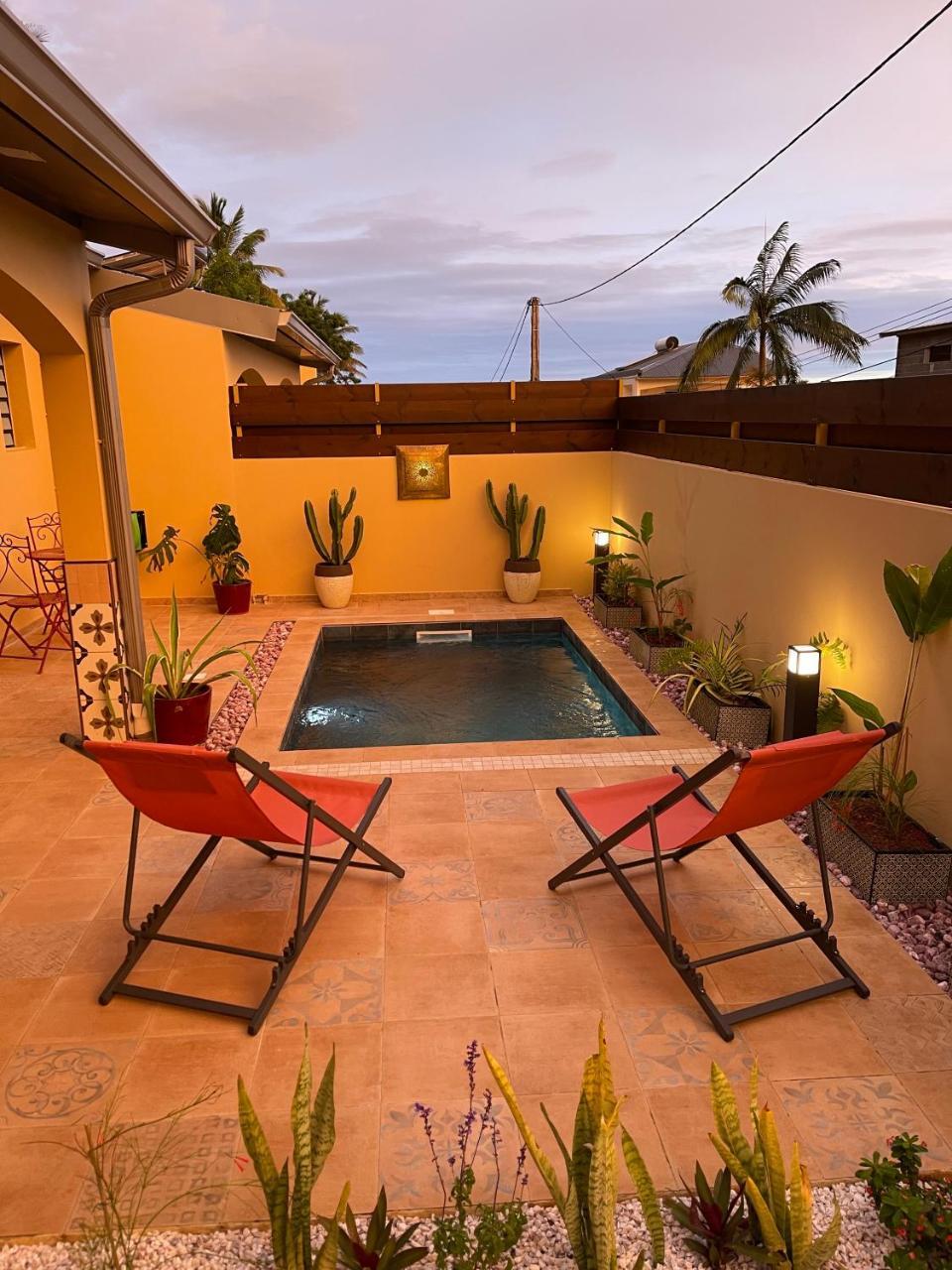 Le Riad Private Pool Piscine privée — 4-Star Luxury Hotel in Saint-Pierre, Réunion