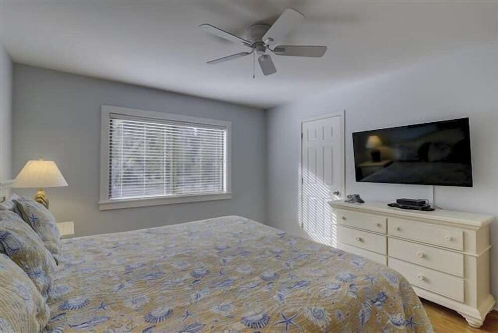 2370 Racquet Club at The Sea Pines Resort - featured photo