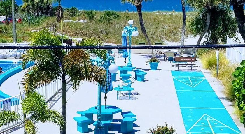 Johns Pass Beach Motel in Treasure Island, United States