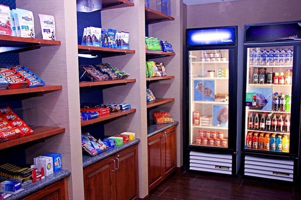 Hampton Inn Sidney NE - photo 53