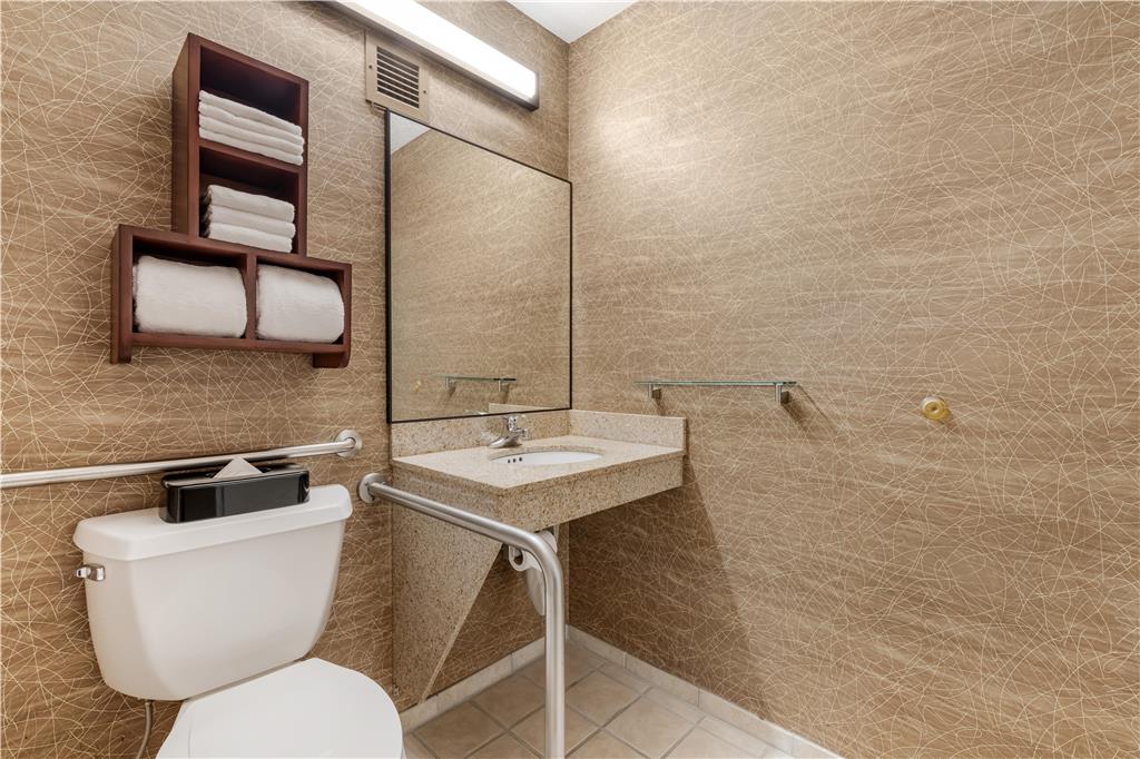 Best Western Fairmont - photo 35