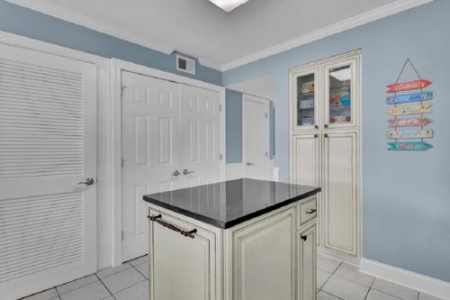 Shipwatch 213C by Wild Dunes Ocean View - photo 9