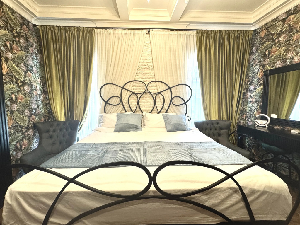 Luxury Home in Old Tbilisi with Terrace