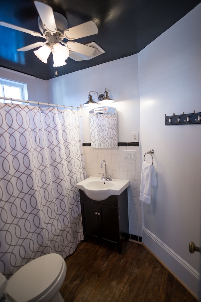Swamp Rabbit Inn Travelers Rest - photo 41
