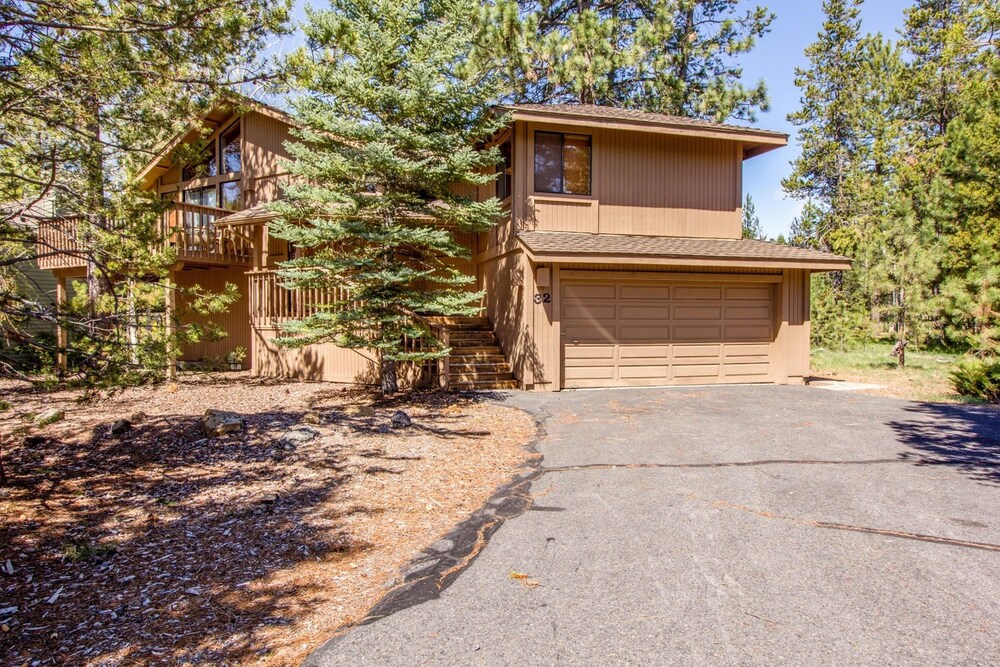 Tokatee 32 - carbon neutral hotel in Bend