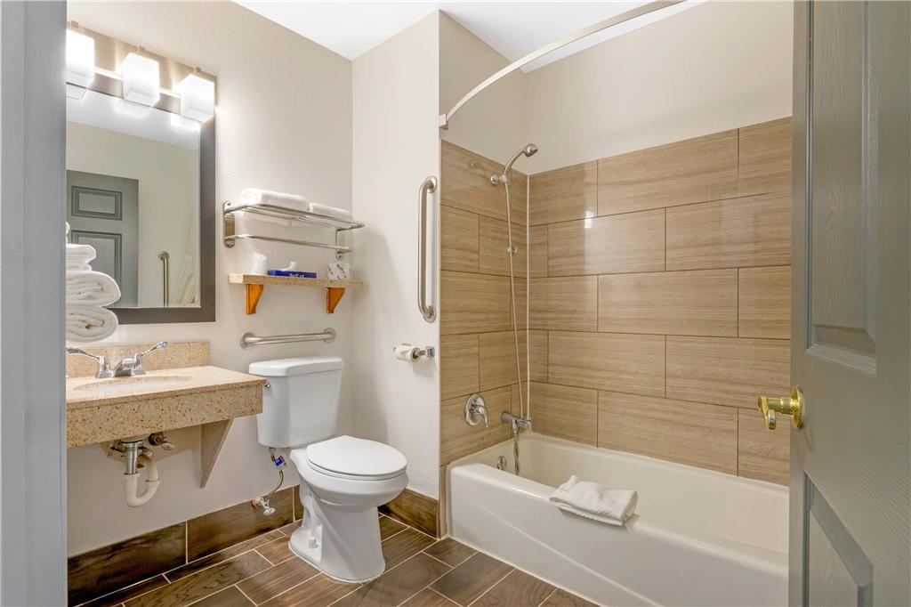 Quality Inn Mauston I 90 - photo 15