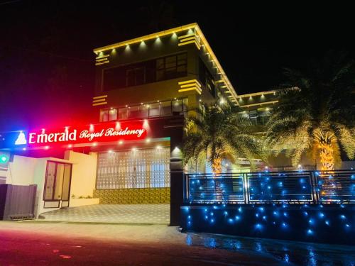 Emerald Royal Residency - last minute hotel in Cochin