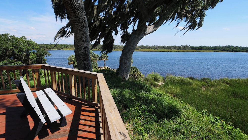 Holiday Inn Express Crystal River by IHG - photo 40
