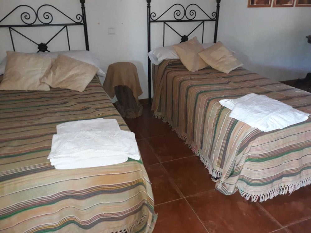 Hotel Rural La Cimbarra — Aldeaquemada — photo 4